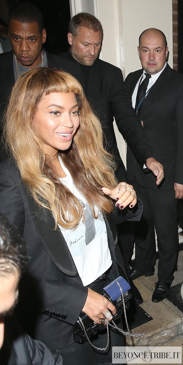 3Beyonc%C3%A9-and-Jay-Z-Leaving-a-private-party-in-London-14-oct-2014.jpg