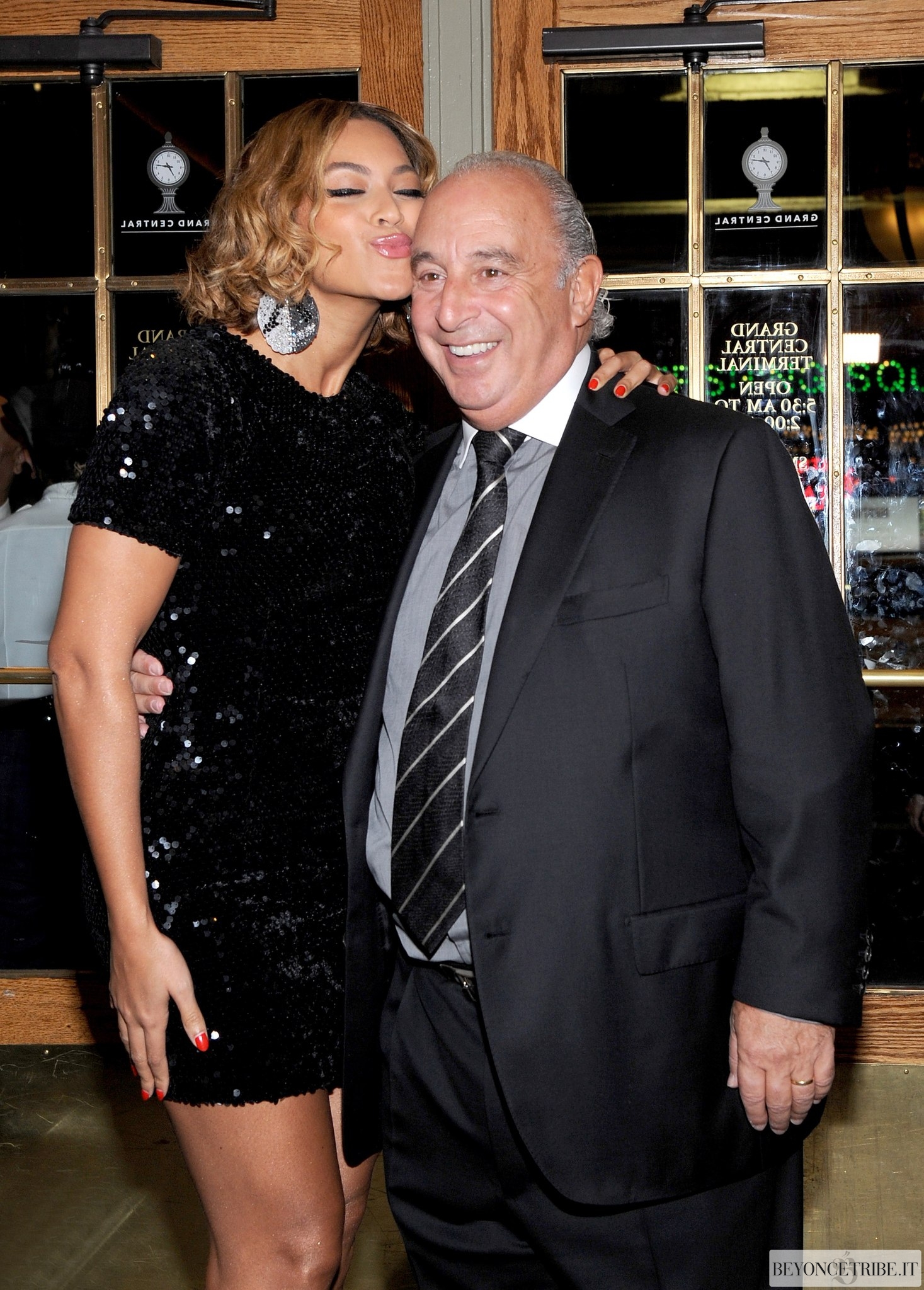 10Beyonc%C3%A9-attend-the-Topshop-Topman-NYC-Flagship-Opening-Dinner-at-Grand-Central-Terminal-4-November-2014-.jpg