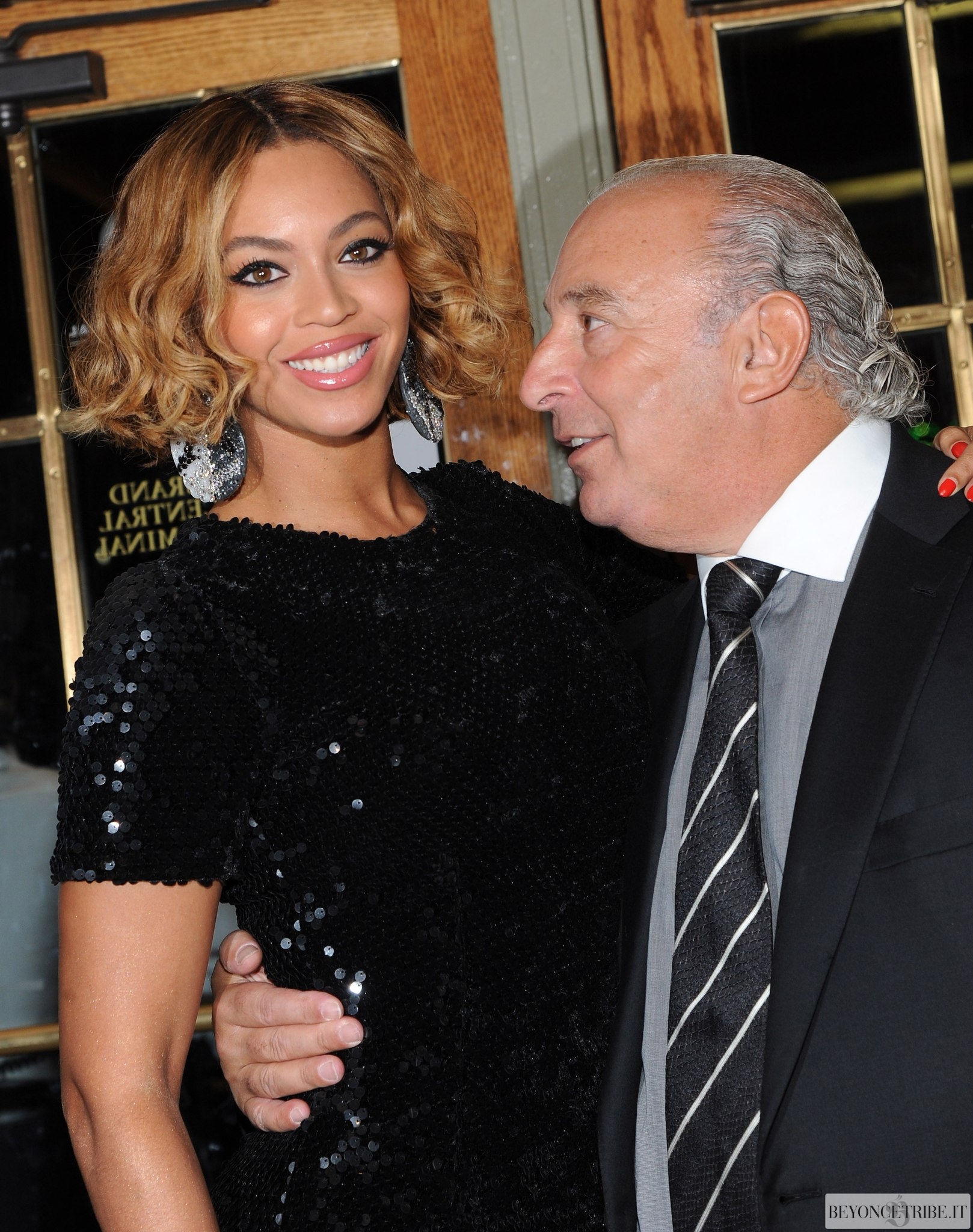 8Beyonc%C3%A9-attend-the-Topshop-Topman-NYC-Flagship-Opening-Dinner-at-Grand-Central-Terminal-4-November-2014-.jpg