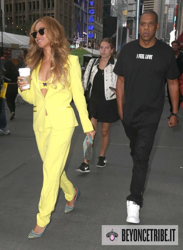 Beyonce-Jay-Z-Out-NYC-2IX8zRa-nHvx.jpg