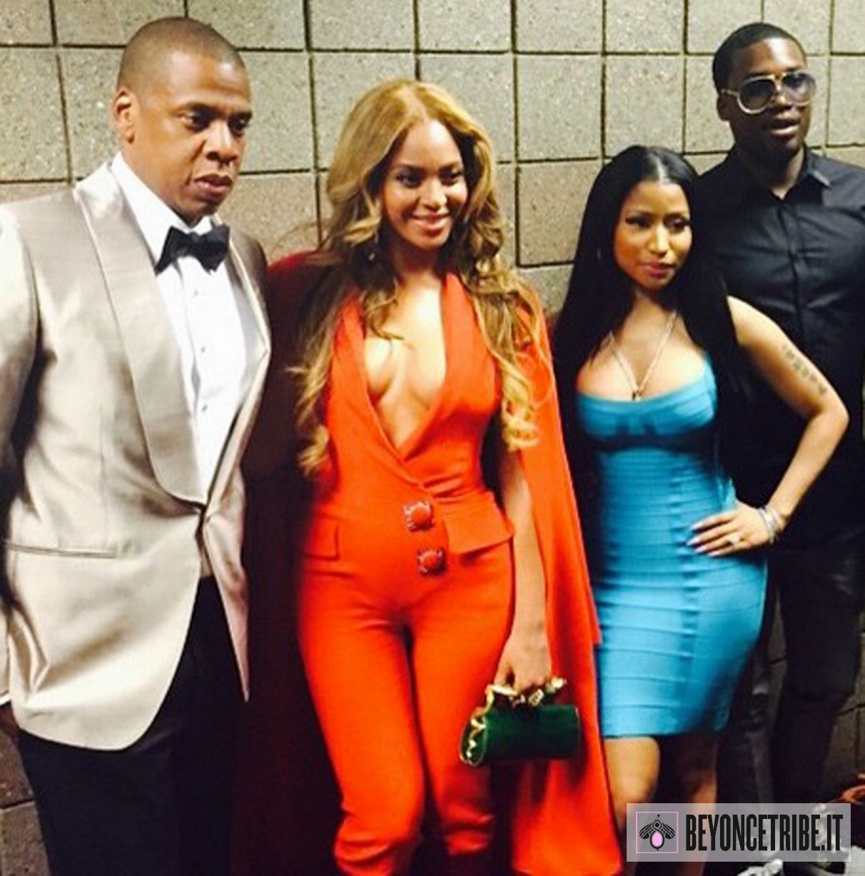 Beyonce-Jay-Z-and-Nicki-Minaj-at-Mayweather-VS-Pacquiao-1.jpg