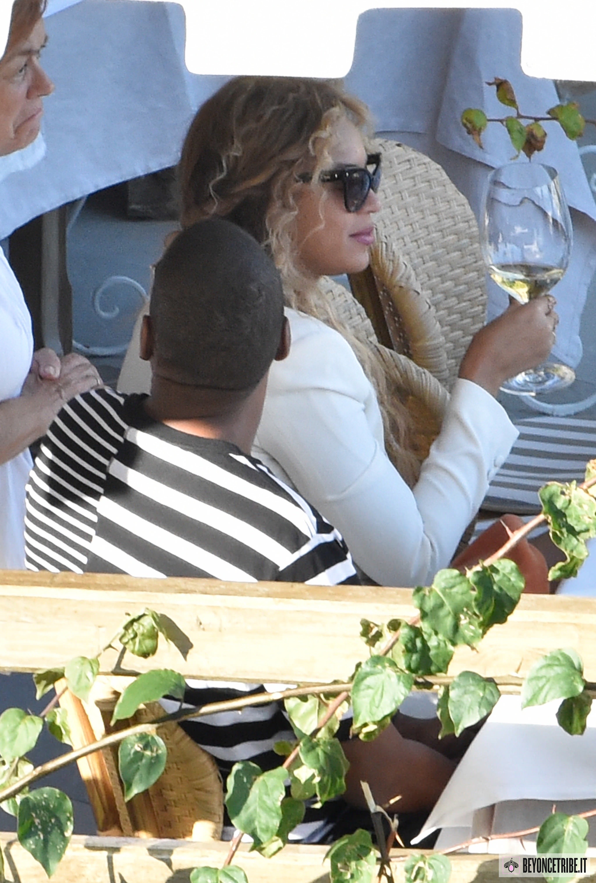 3Beyonce-Jay-Z-Vacation-Italy-2015-Pictures-3.jpg